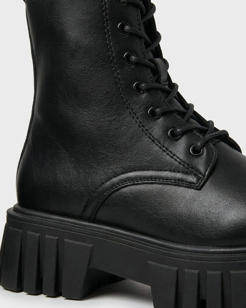 Briseis Montclar | Chunky Platform Lace-Up Ankle Boots