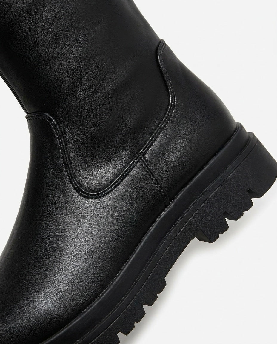Chloé Nîmes | Round Toe Chunky Lug Sole Tall Boots