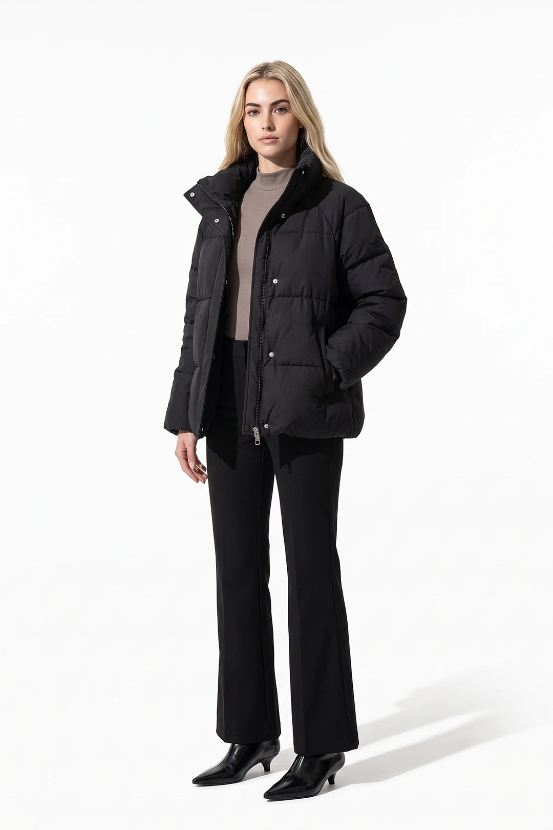 Rosalie Clairfont | Women’s Winter Warm Black Puffer Jacket with Relaxed Fit