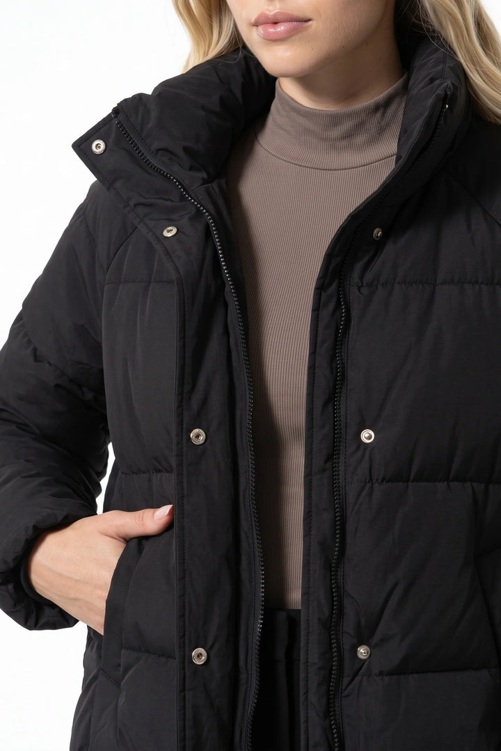 Rosalie Clairfont | Women’s Winter Warm Black Puffer Jacket with Relaxed Fit