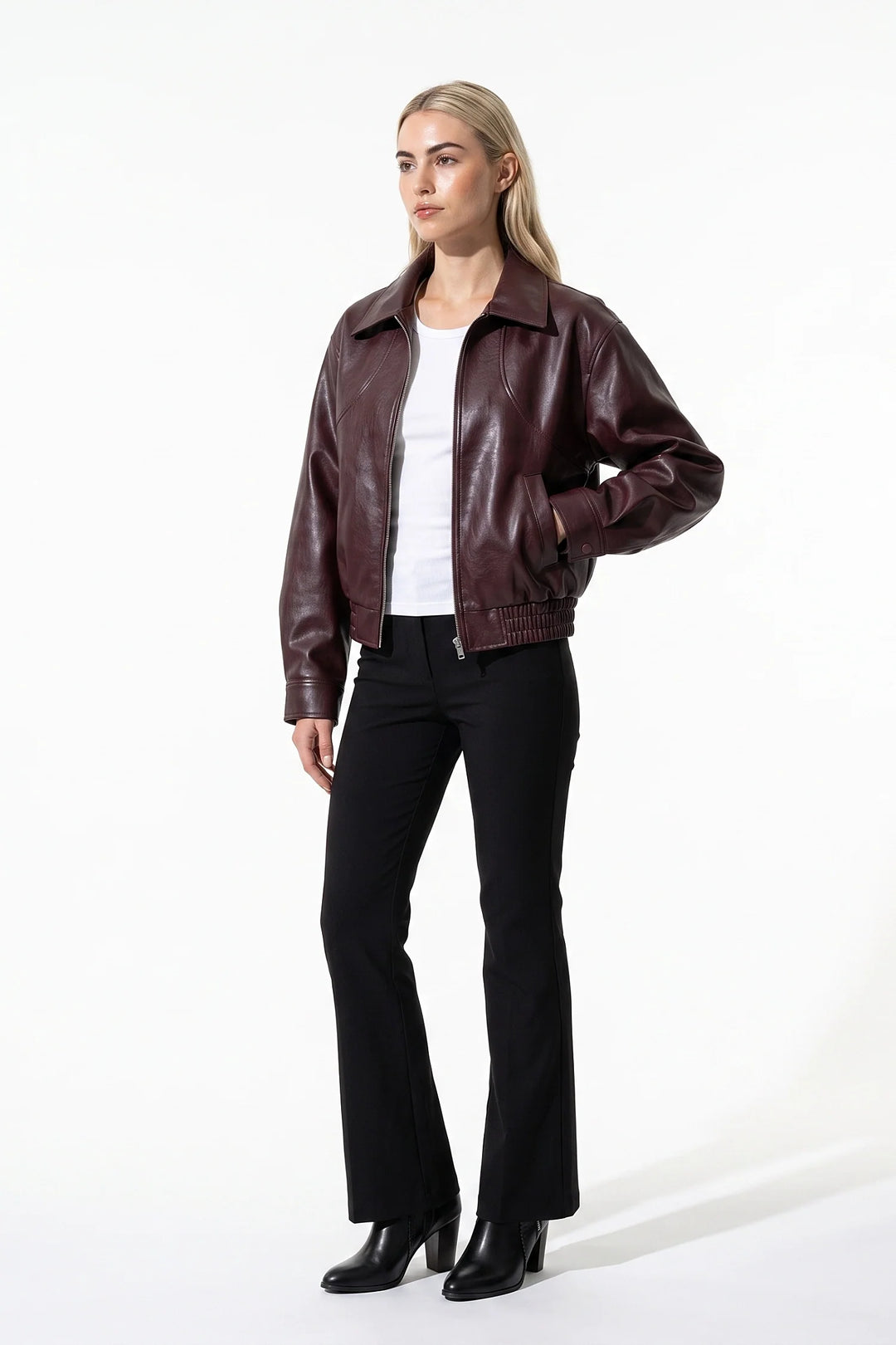 Lilou Clairmont | Women’s Winter Cropped Leather Jacket with Relaxed Fit