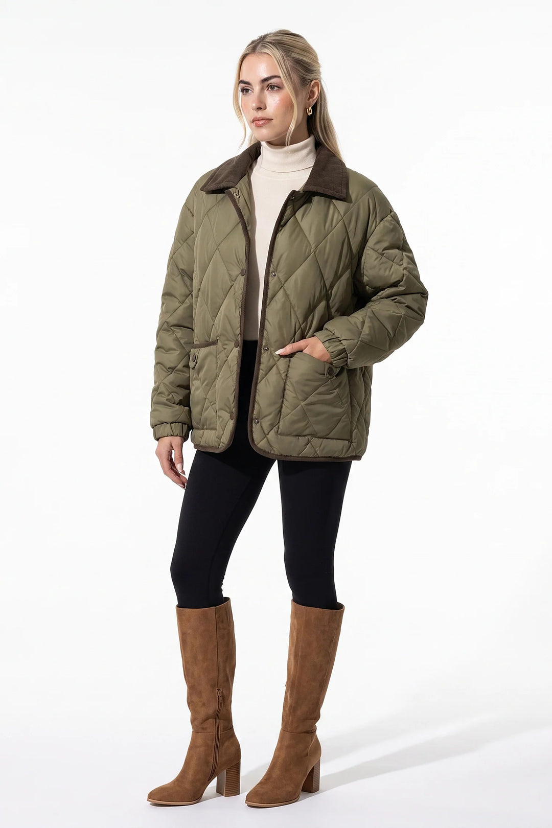 Enora Montreau | Women&