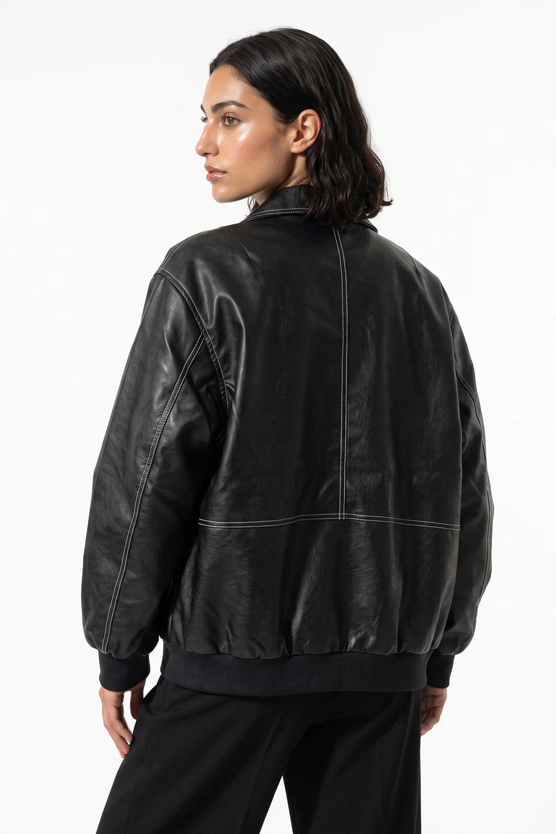 Geneviève Claret | Women’s Winter Versatile Oversized Leather Jacket with Zip Up Front
