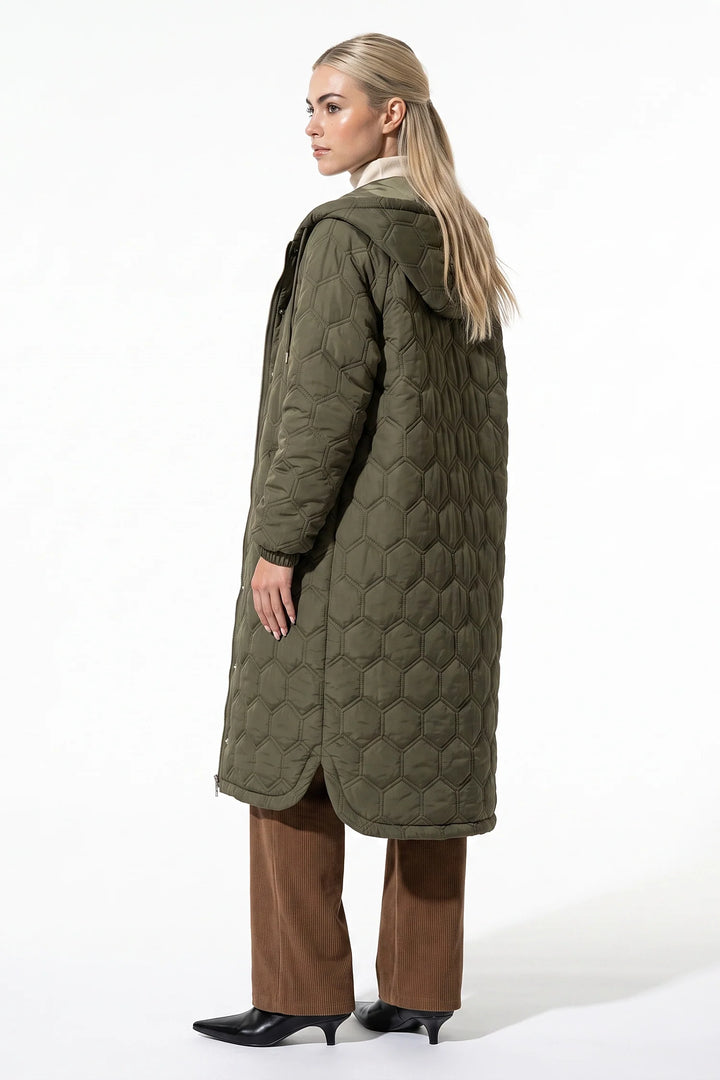 Sidonie D’Orsay | Women’s Winter Warm Longline Quilted Puffer Coat with Hood and Full Zip Front