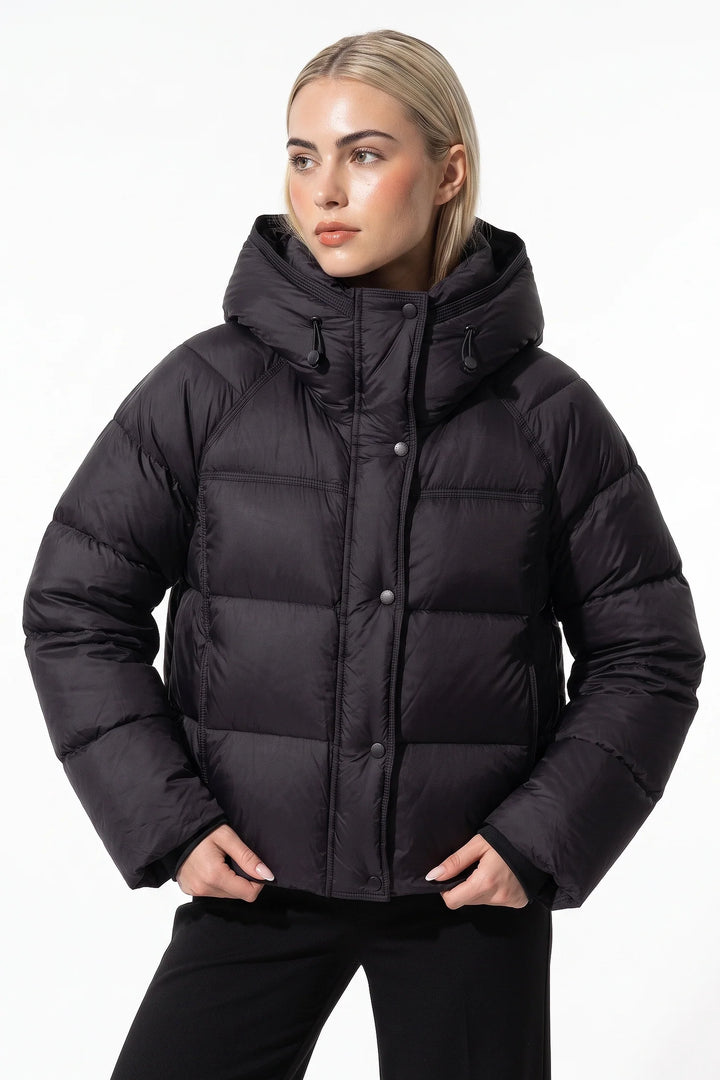 Naïs Beauchamp | Women’s Winter Warm Hooded Puffer Jacket with Relaxed Cropped Fit